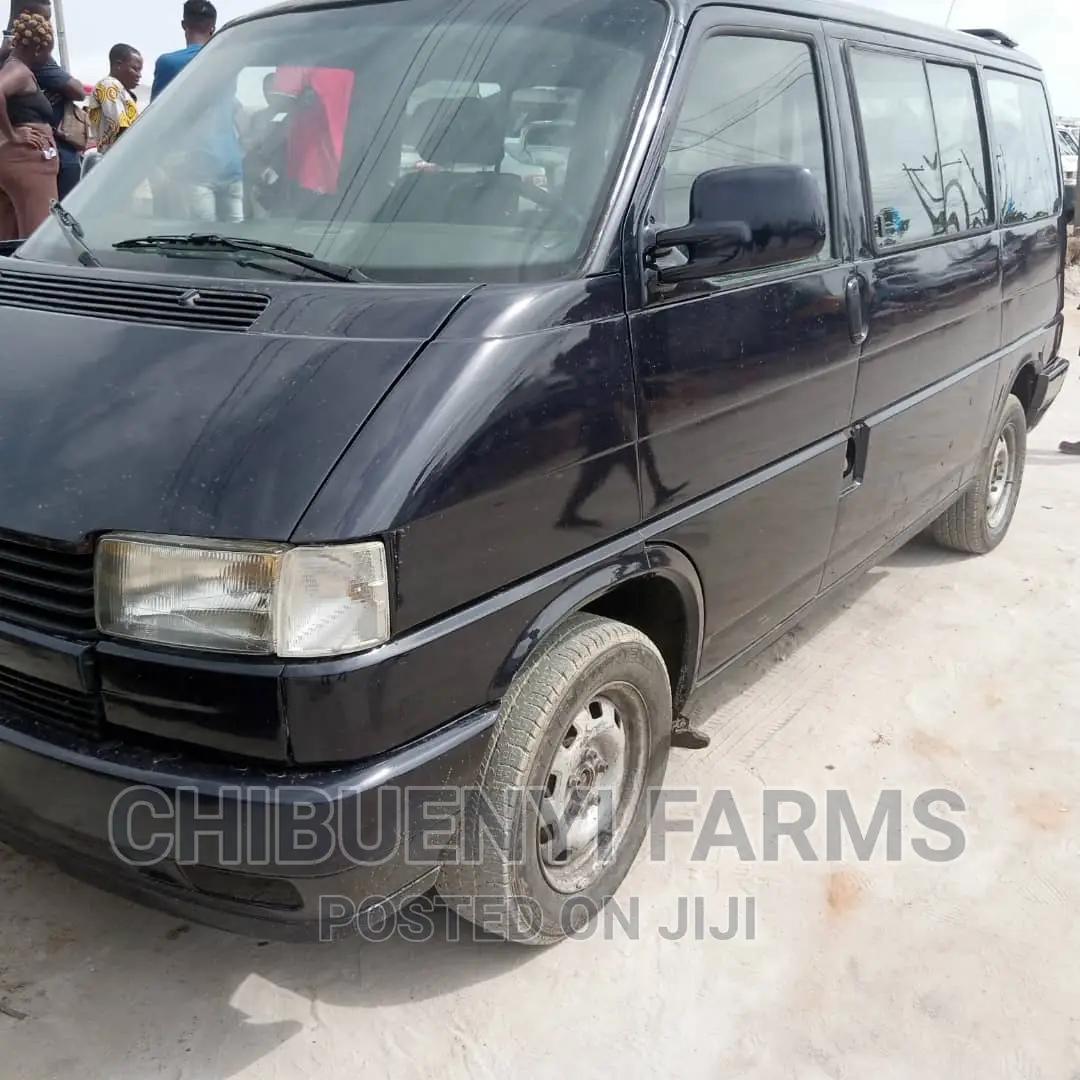 Volkswagen Transporter 2000 Black