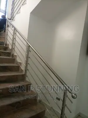 Dropping Stair Rail Design