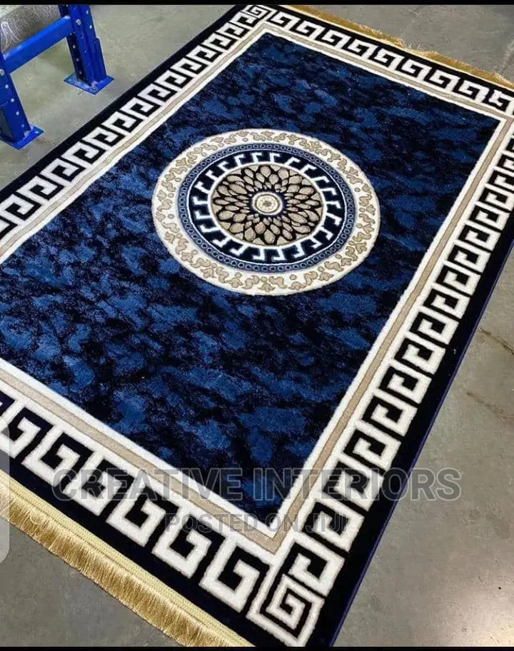5by7 Designer Center Rugs