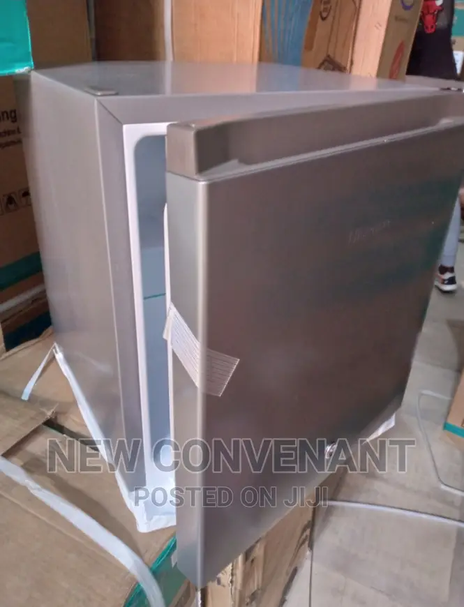 Hisense Bedside Fridge