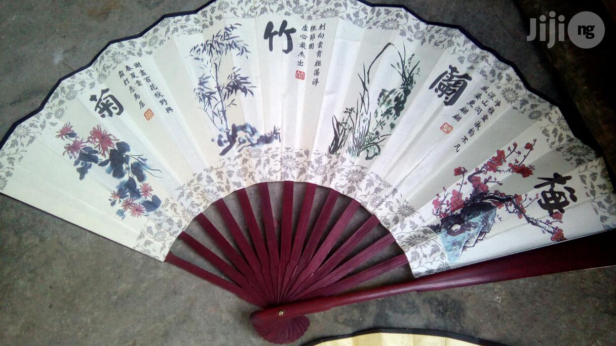 Open and Close Foldable Hand Fan Soveiner Gift Items Party