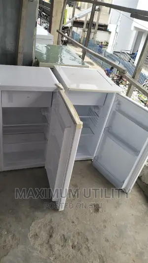 Ice King and Amica 88ltrs Table Top Refrigerator