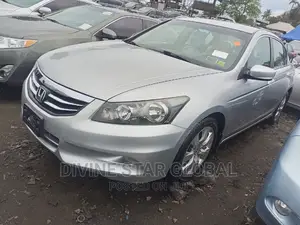 Honda Accord 2010 Silver