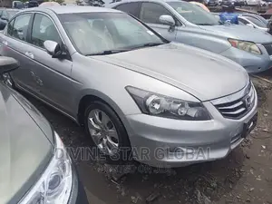 Honda Accord 2010 Silver