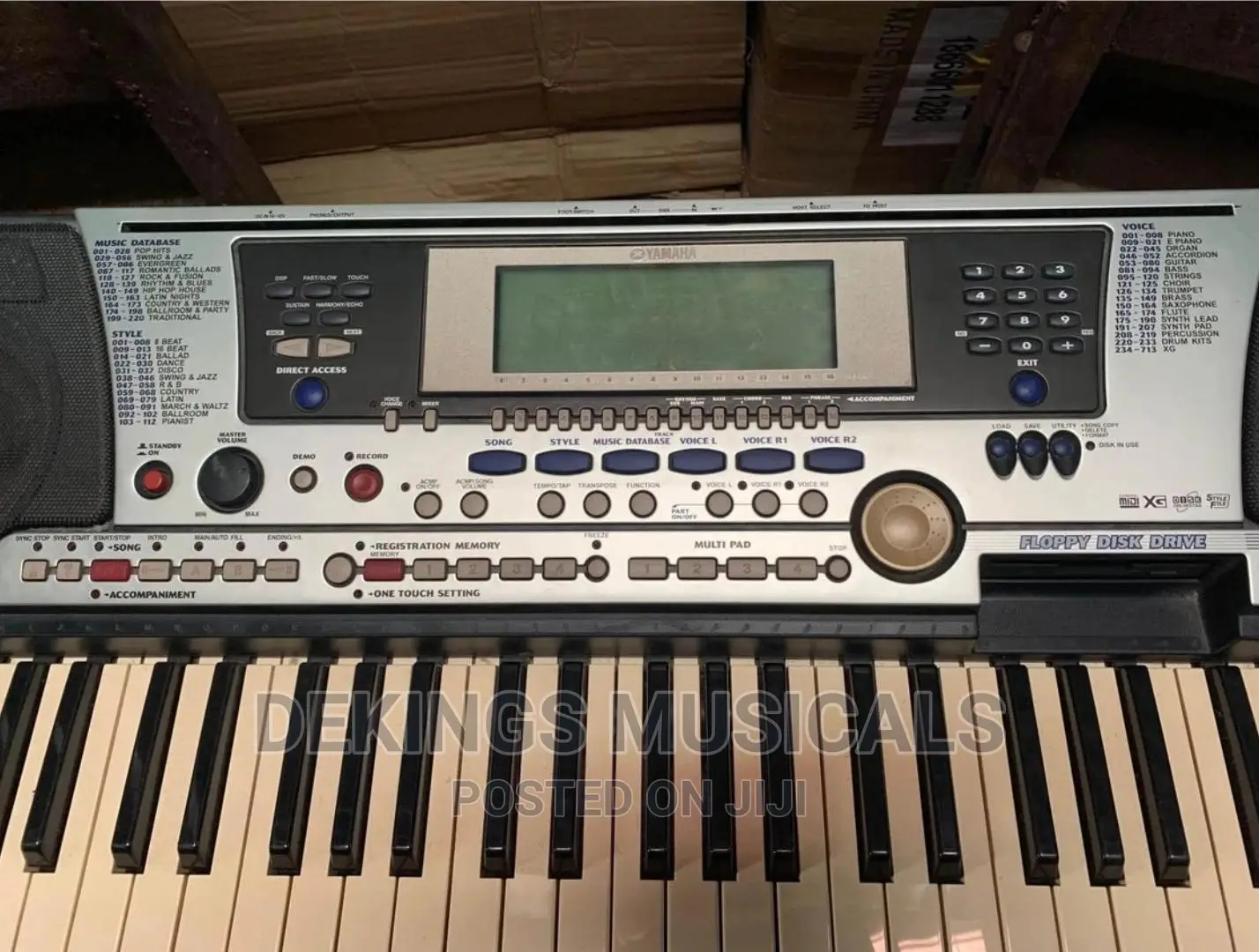 Yamaha PSR 550 Electronic Keyboard
