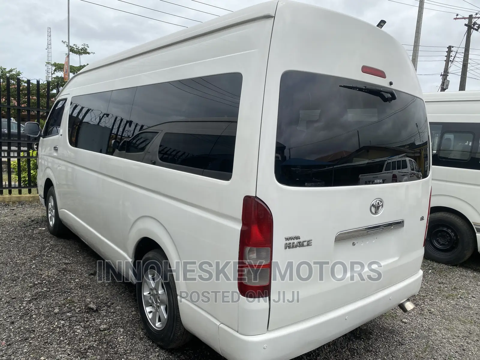 Toyota HiAce 2015 White