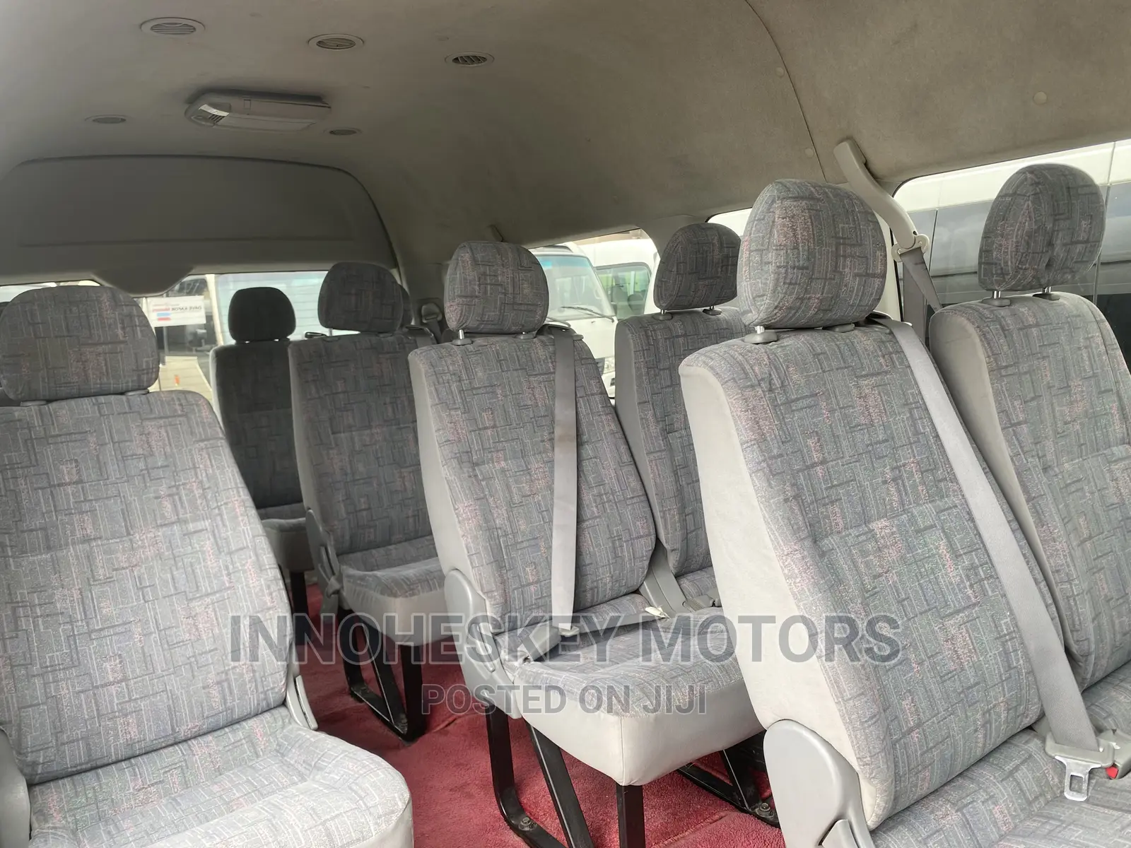 Toyota HiAce 2015 White
