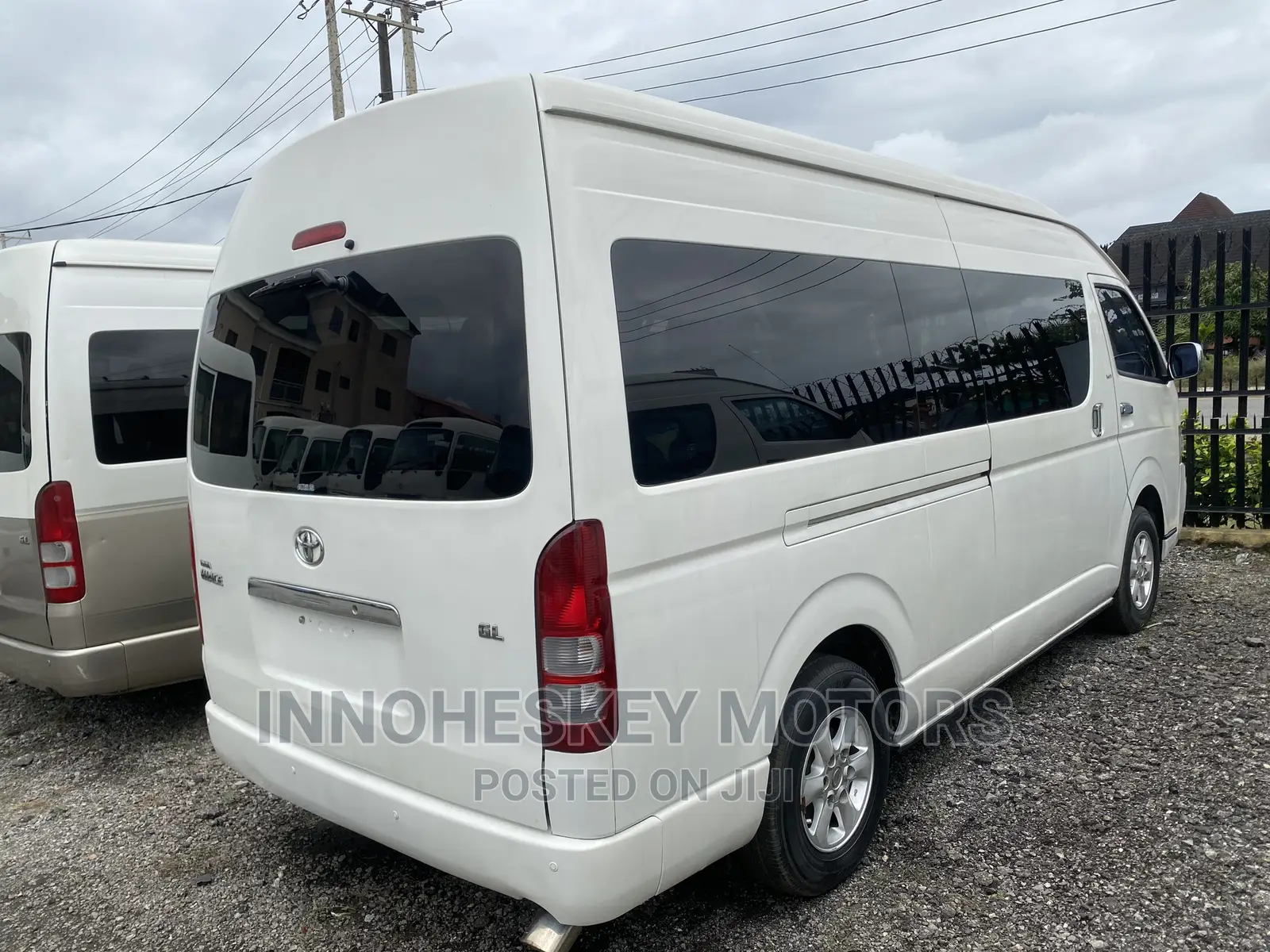 Toyota HiAce 2015 White