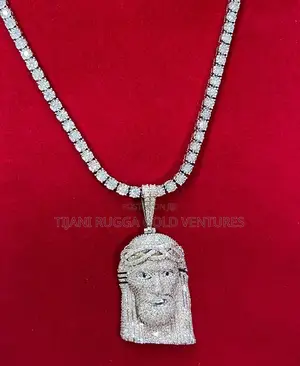 Pure Gold 750 VVS Diamond