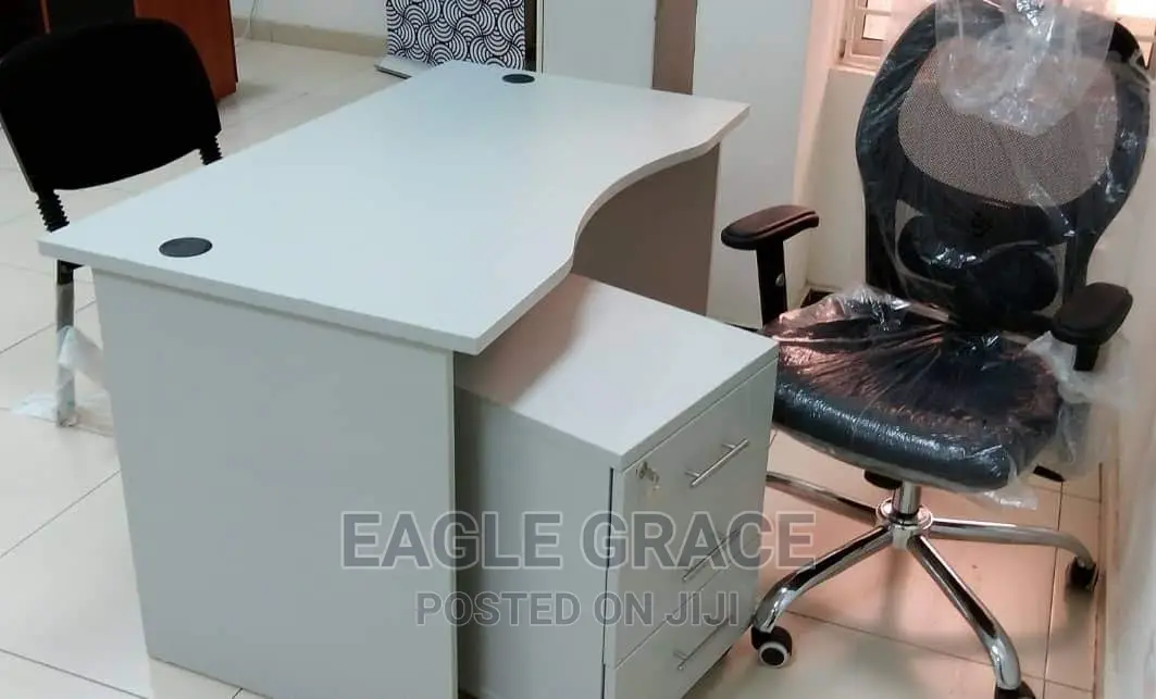 High Quality Office Table With Mobile Drawer