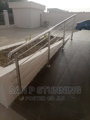 Special Railing Lining Design