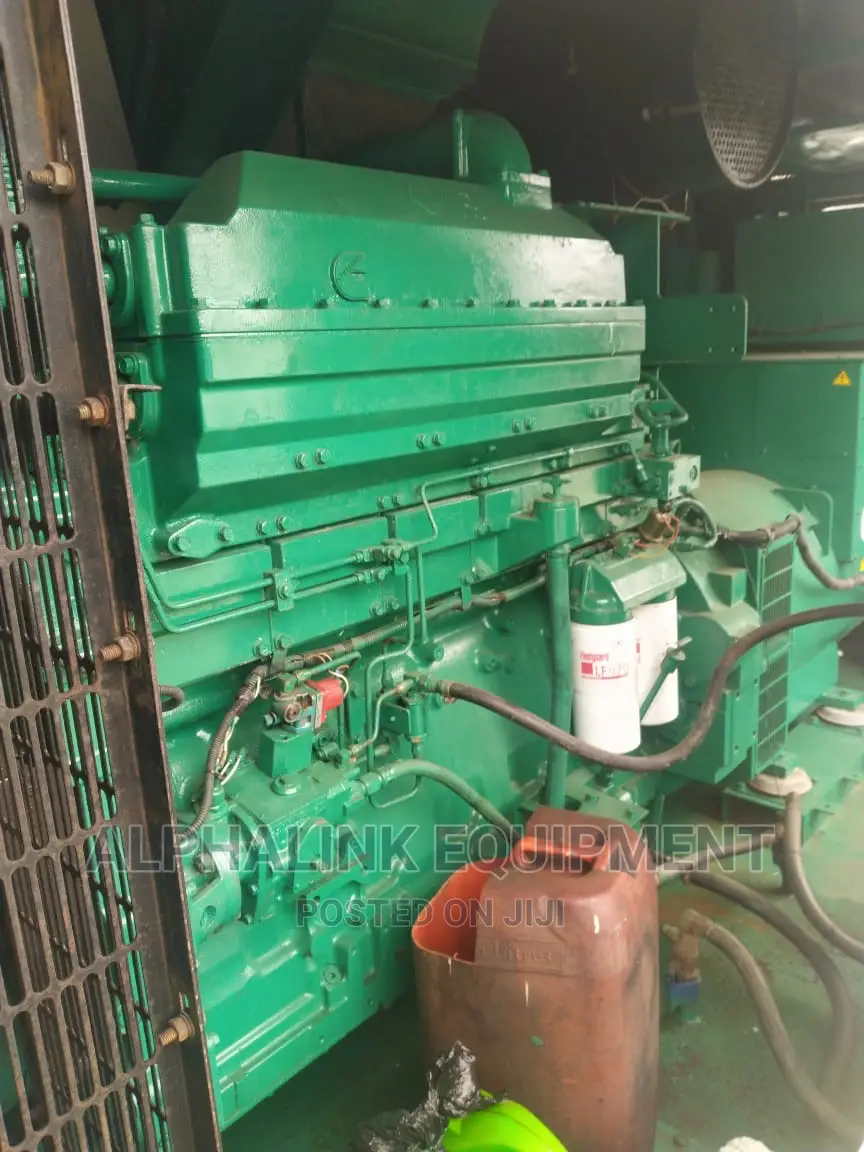 New Cummins KTA19 Generator, Soundproof