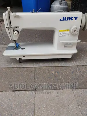 Juky Industrial Straight Sewing Machine