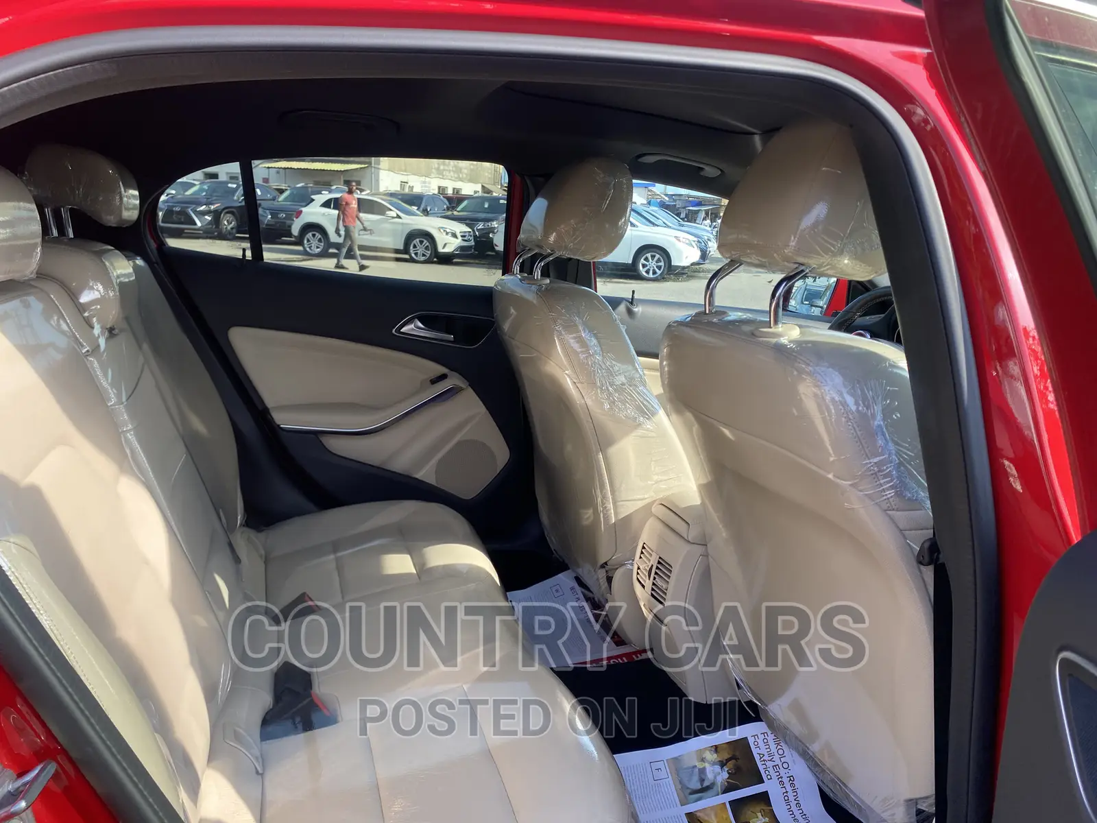 Mercedes-Benz GLA 250 2020 Red