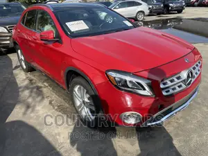 Mercedes-Benz GLA 250 2020 Red
