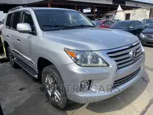 Lexus LX 570 AWD 2014 Silver