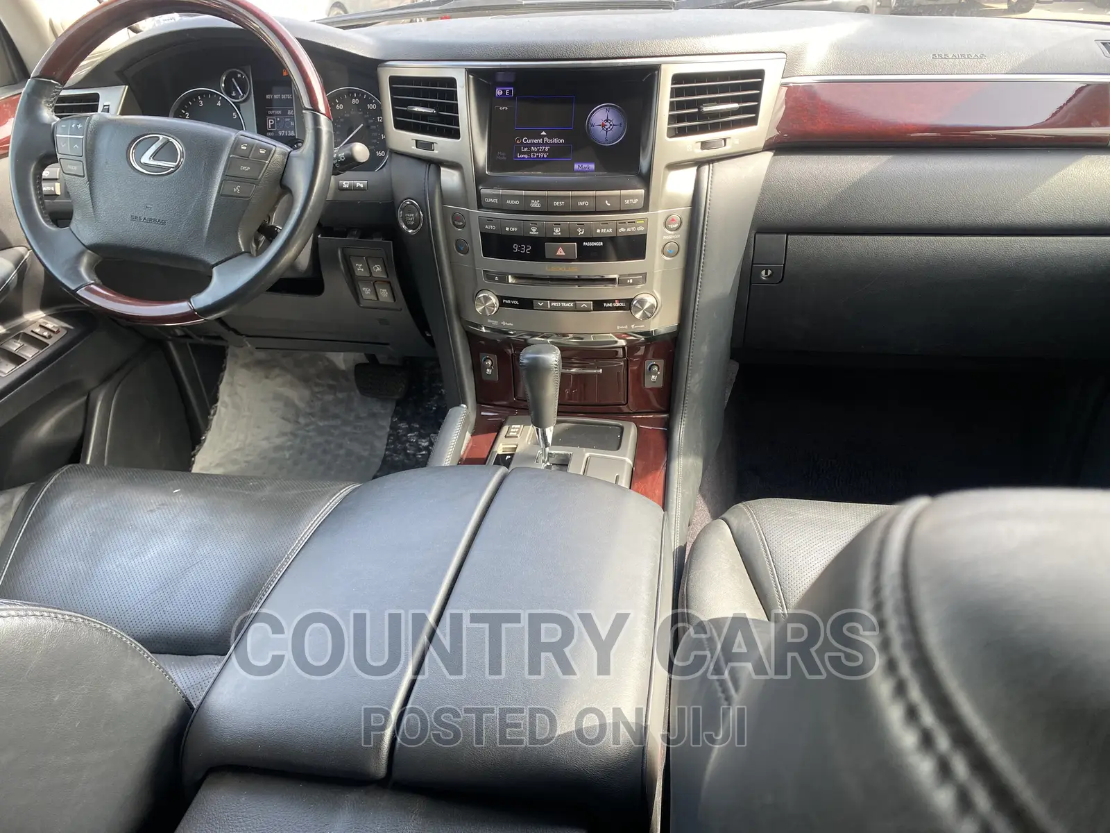 Lexus LX 570 AWD 2014 Silver