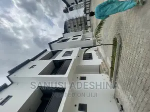 4bdrm Duplex in Jahi Gilmore Fct for rent