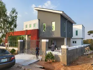 7bdrm Duplex in Centenary City, Enugu for sale