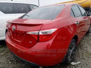 Toyota Corolla 2016 Red
