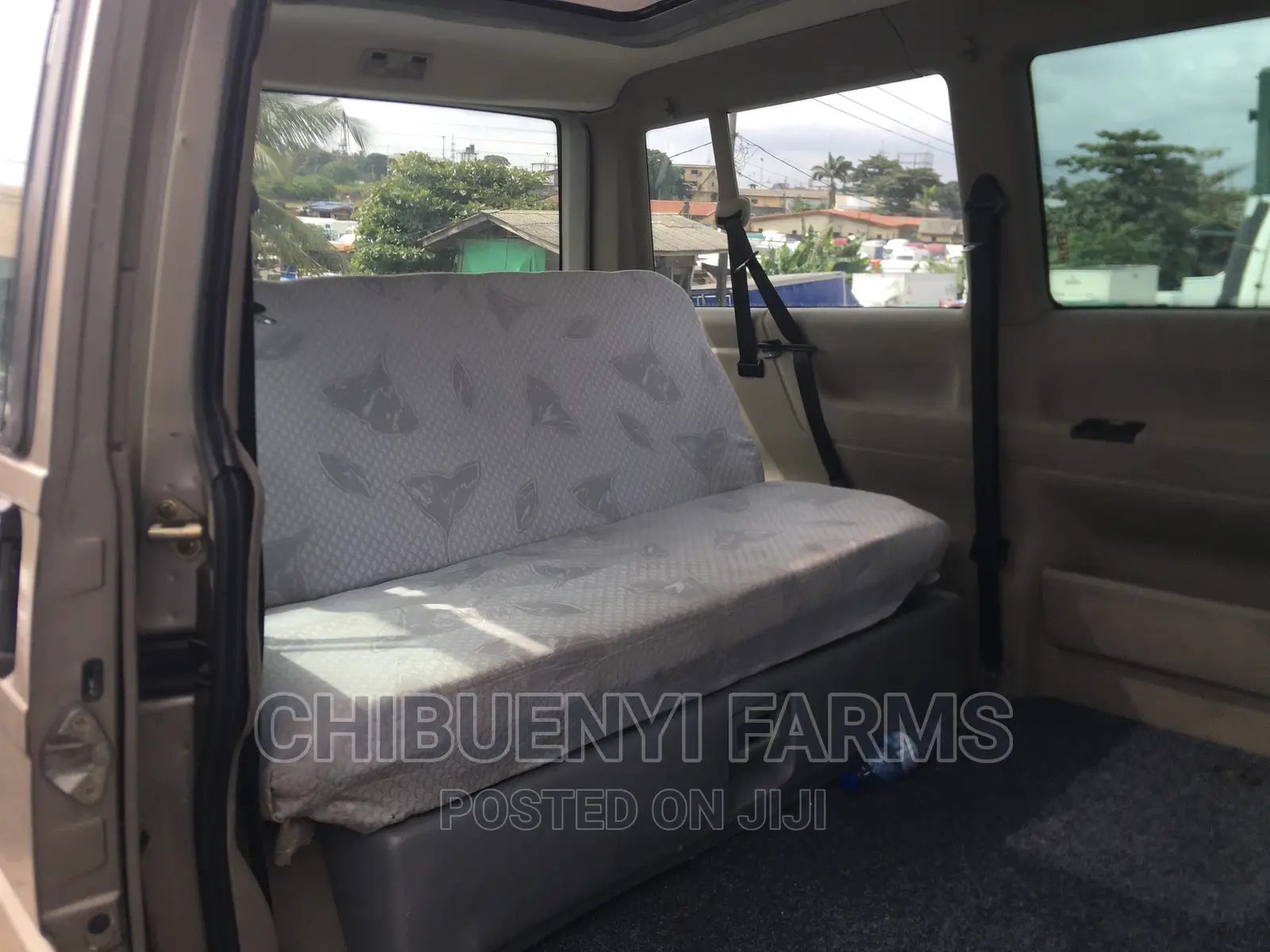 Volkswagen Transporter 2002 Gold
