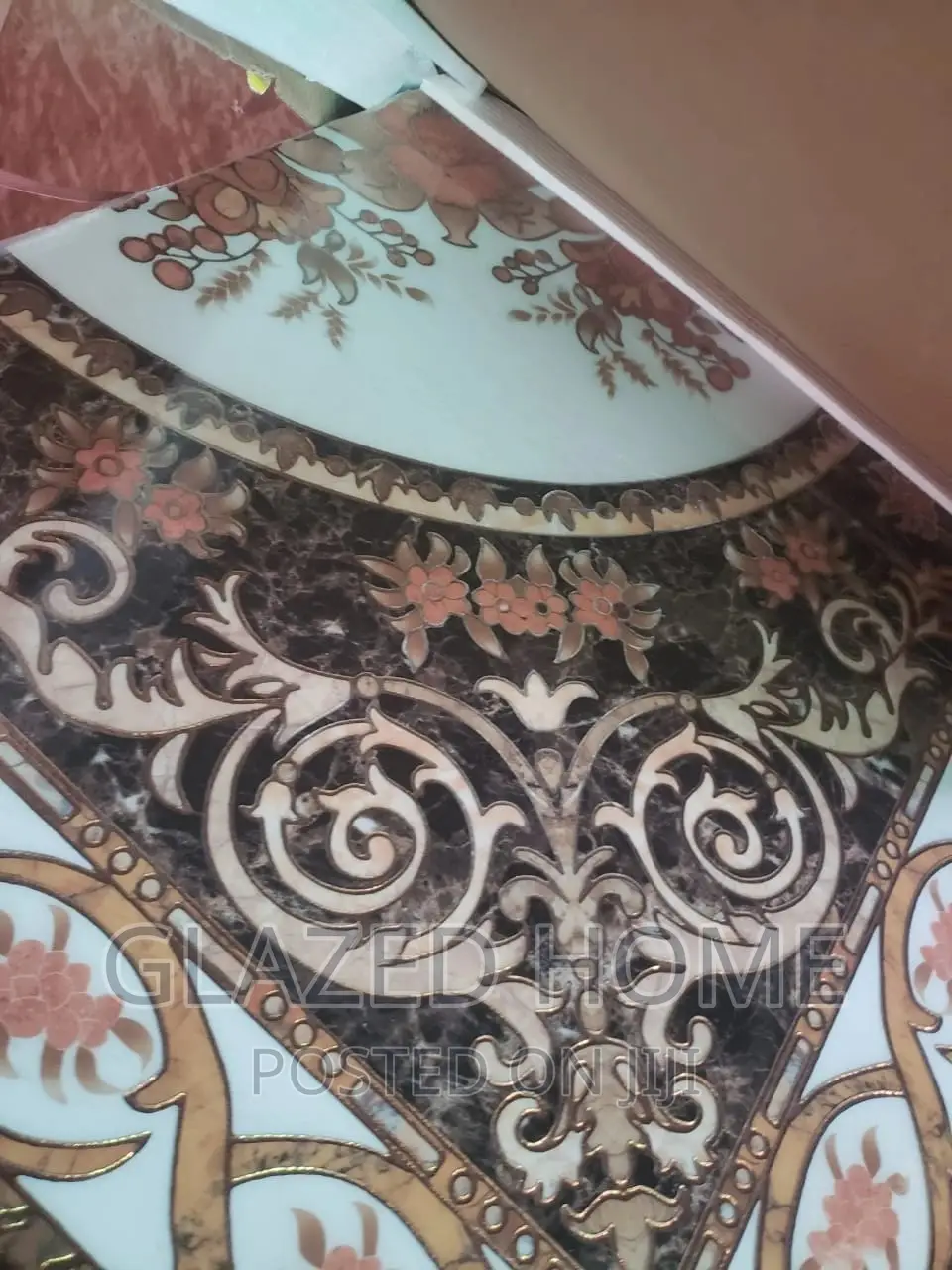 Center Decor by Glaze Home