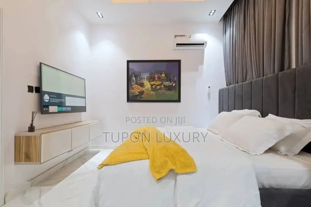 Luxury and Clean Studio Apartment