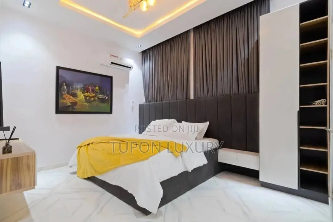 Luxury and Clean Studio Apartment