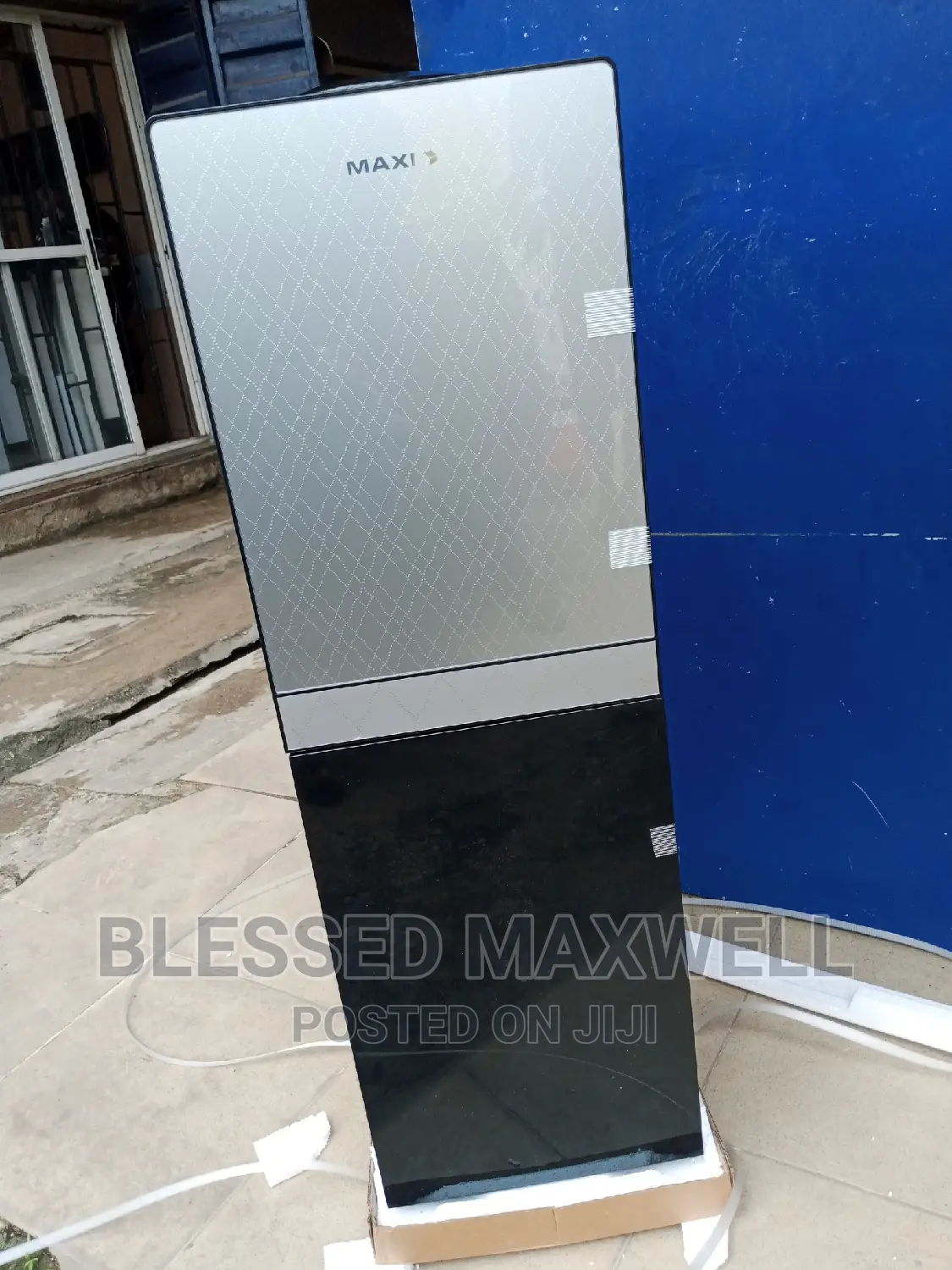 Maxi Water Dispenser With Refrigerator