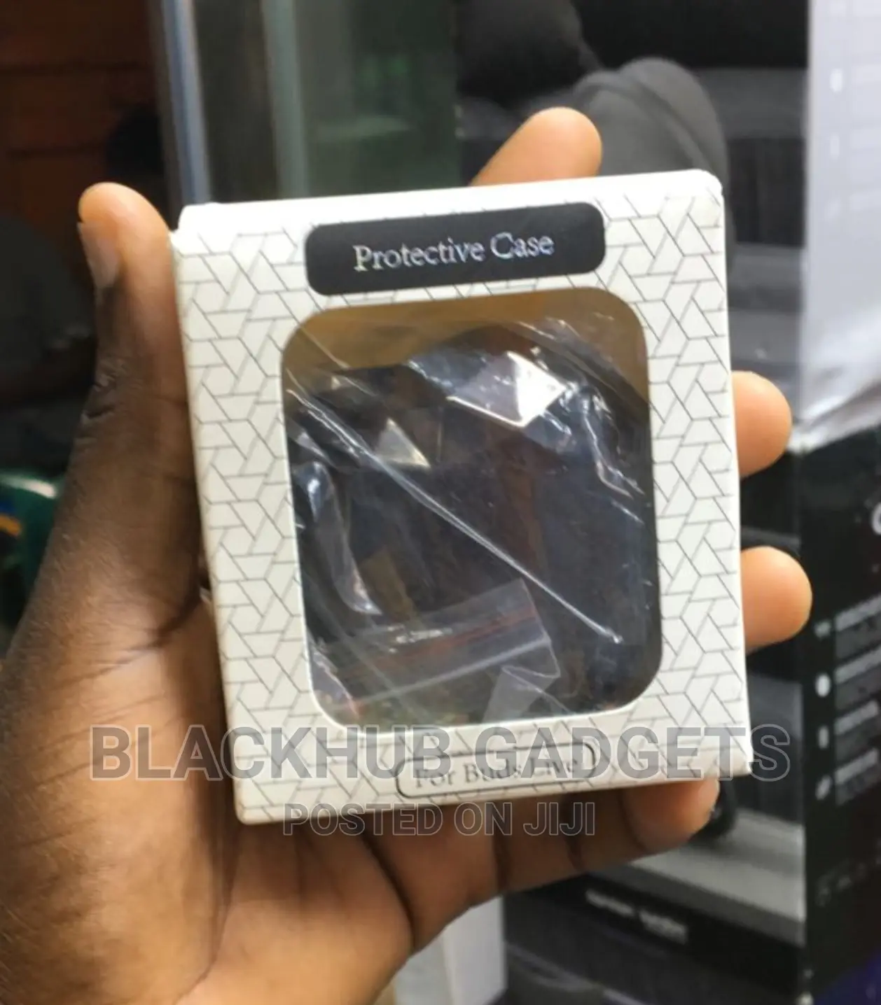 Egg Shell Protective Pouch for Samsung Buds.