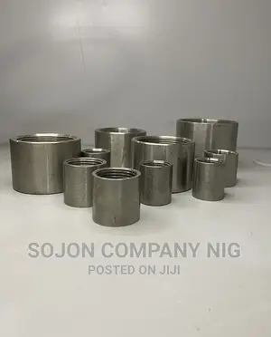 Stainless Steel Threaded Socket