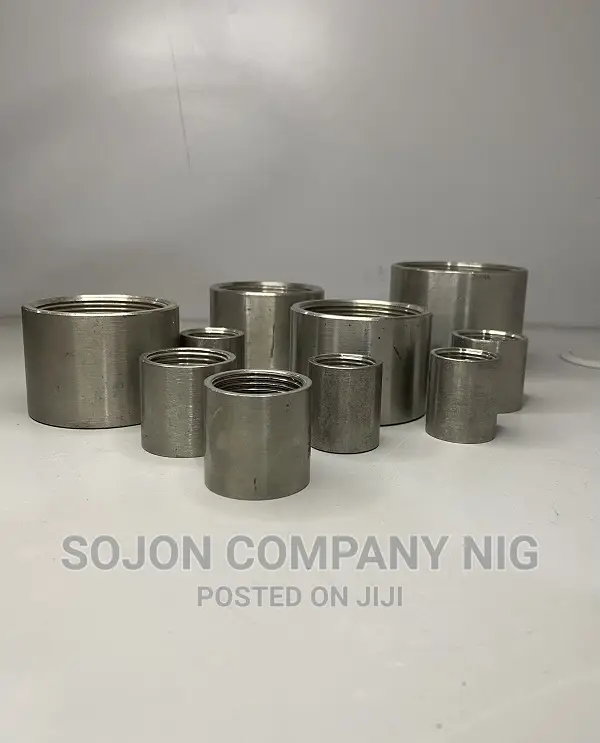 Stainless Steel Threaded Socket