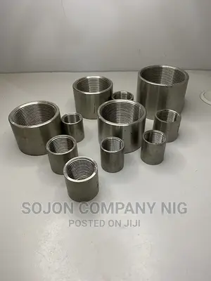 Stainless Steel Threaded Socket