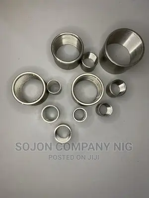 Stainless Steel Threaded Socket