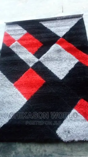 Center Rug Table