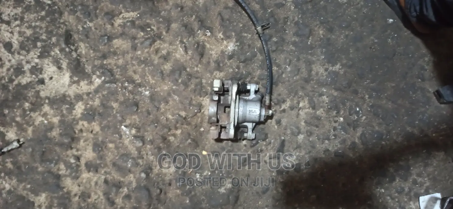 Back Caliper 2.7 Camry