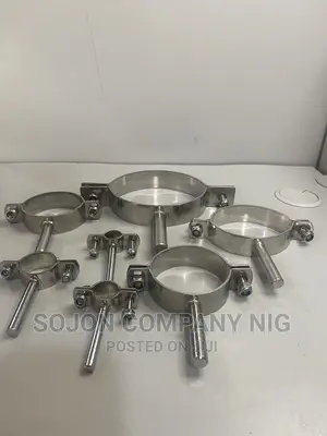 ENOX Stainless Steel Pipe Clip With Stud