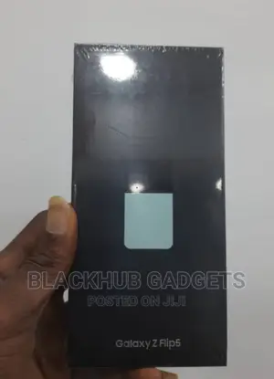 New Samsung Galaxy Z Flip 5 256 GB