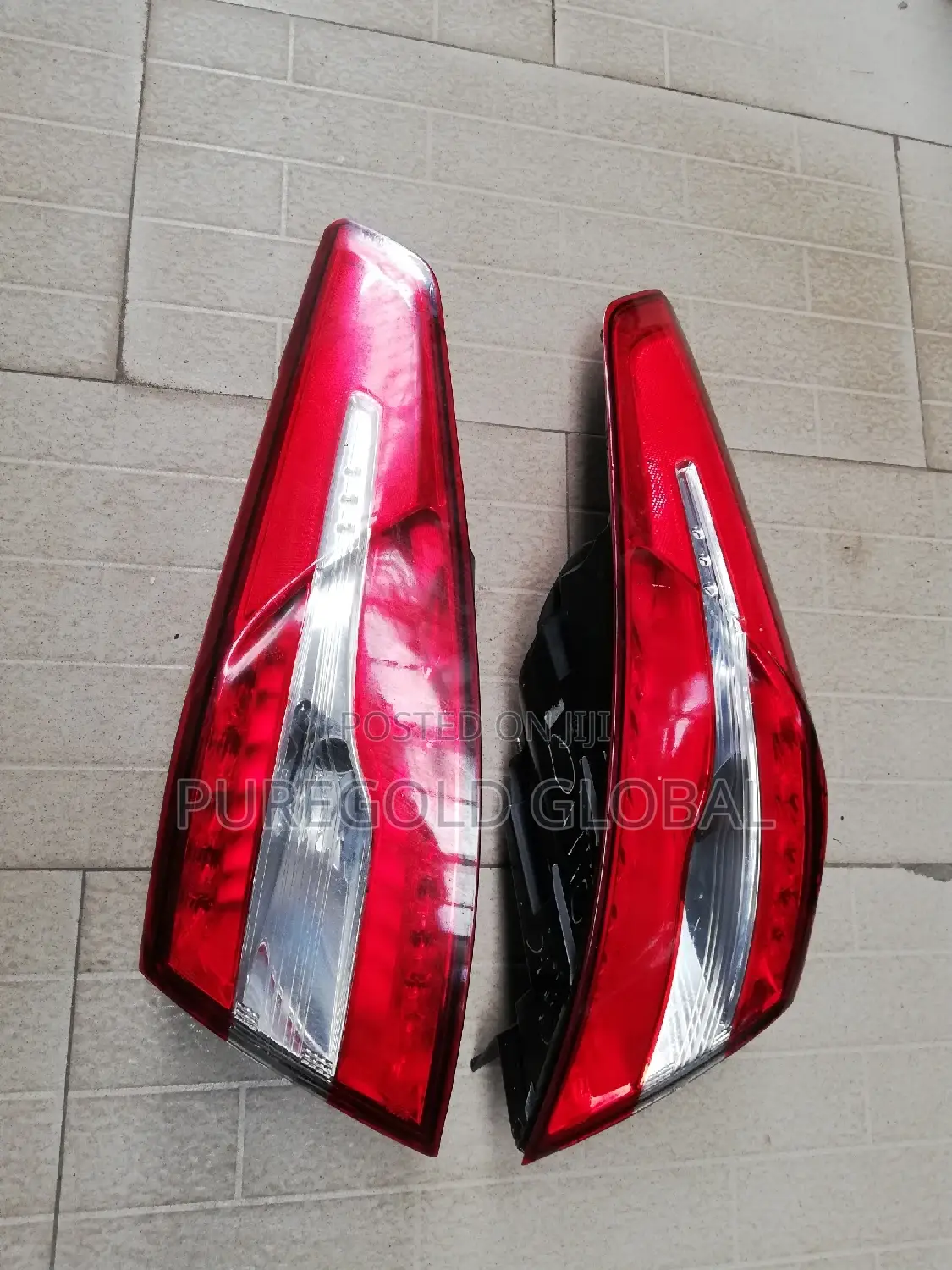 2011 LED Optima Light