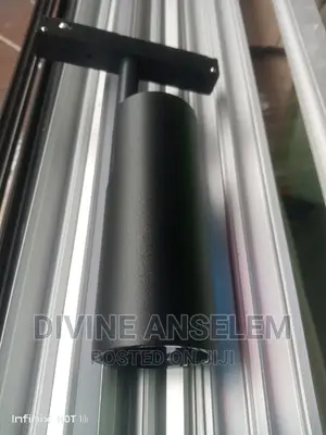Magnetic Spot Track Light