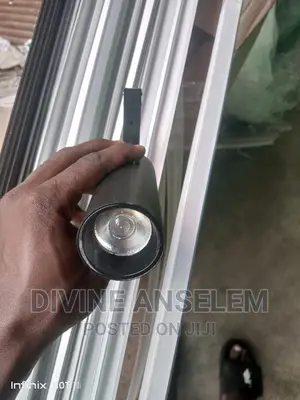 Magnetic Spot Track Light