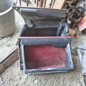 Up and Down Pegging Hole Toyota Hilux 2020