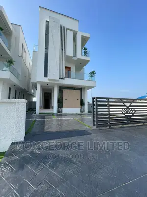 5bdrm Duplex in Chevron Lekki for sale