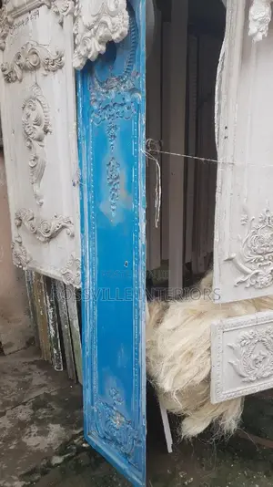 Decorative P.O.P Molds