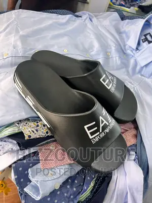 Original EMPORIO ARMANI Slides Available in Store