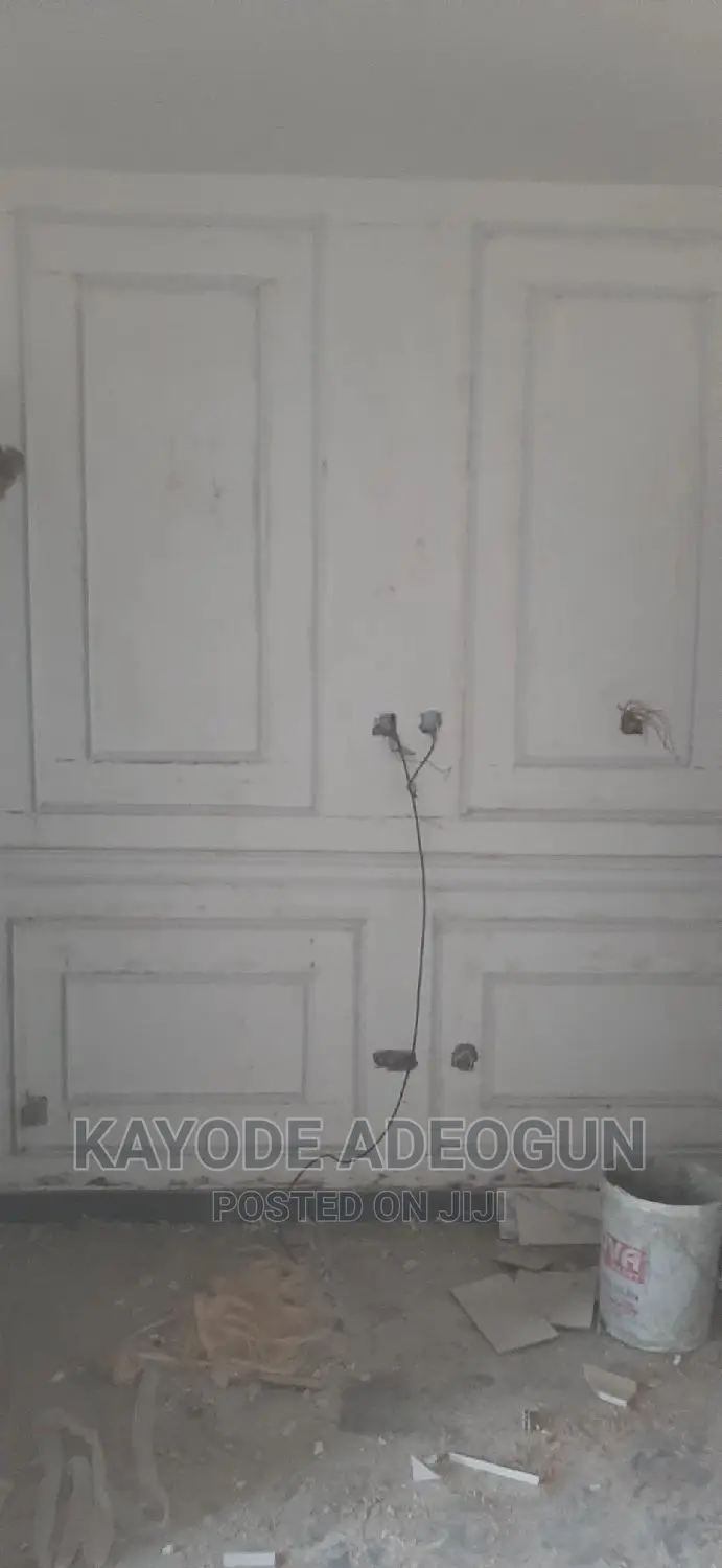 Wall Molud And Wall Design