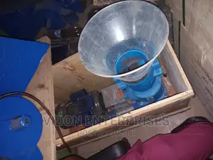 Animal Food Grander