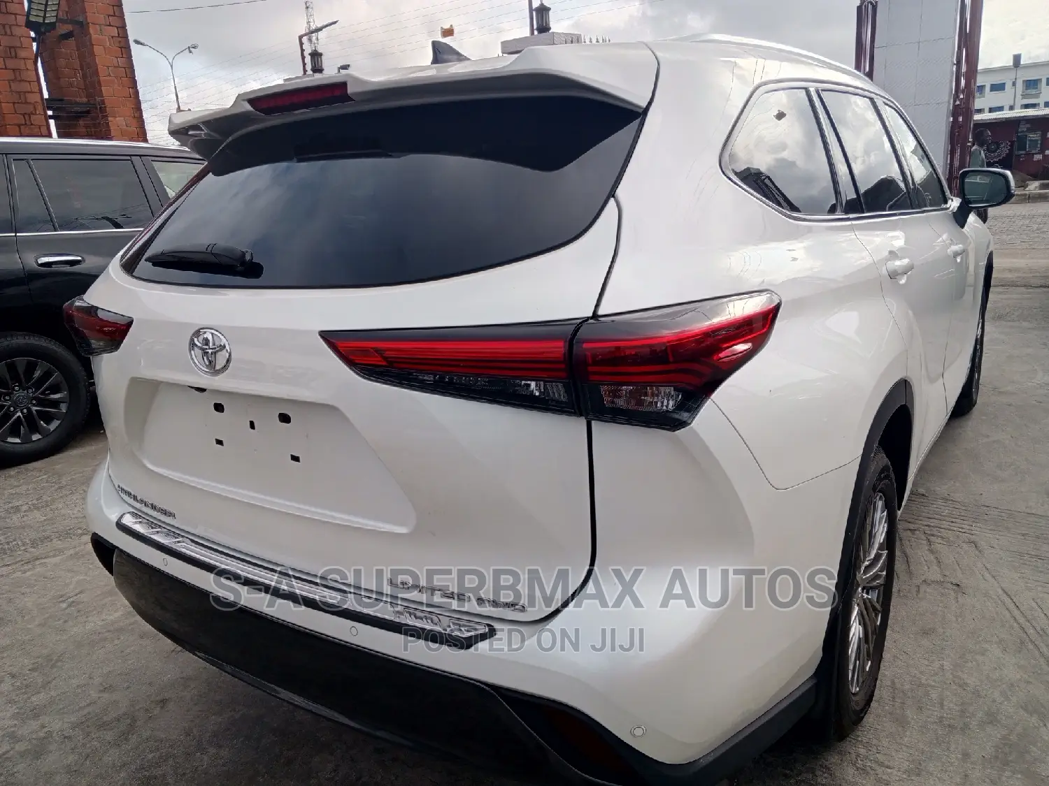 Toyota Highlander Limited AWD 2020 White