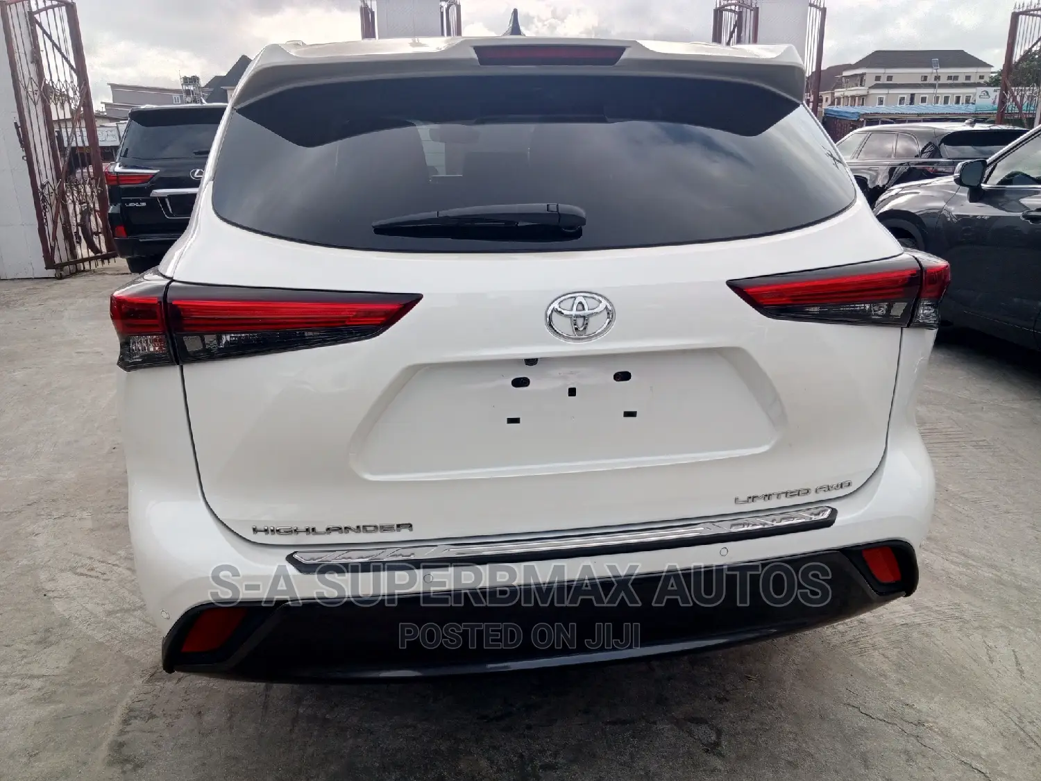 Toyota Highlander Limited AWD 2020 White