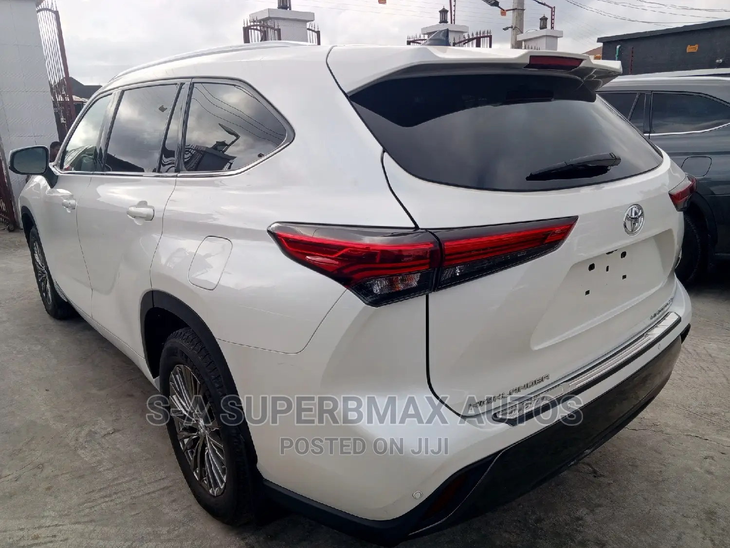 Toyota Highlander Limited AWD 2020 White
